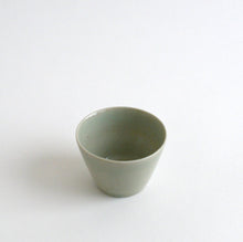画像をギャラリービューアに読み込む, そばちょこ (小) 灰長石 / 小林耶摩人