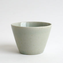 画像をギャラリービューアに読み込む, そばちょこ (小) 灰長石 / 小林耶摩人