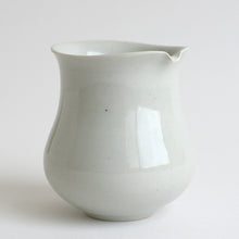 Load image into Gallery viewer, 白磁片口 / 阿南維也