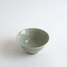 画像をギャラリービューアに読み込む, 飯碗 (小) 灰長石 / 小林耶摩人