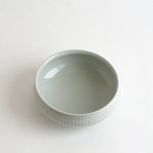 Load image into Gallery viewer, 白磁鎬ボウル / 阿南維也