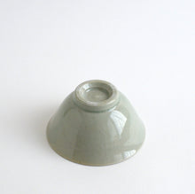 画像をギャラリービューアに読み込む, 飯碗 (小) 灰長石 / 小林耶摩人