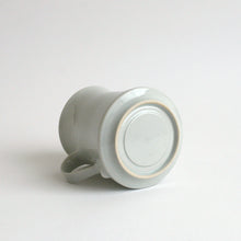 画像をギャラリービューアに読み込む, 白磁マグ / 阿南維也