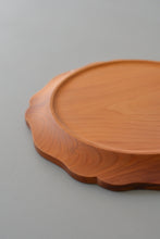画像をギャラリービューアに読み込む, 輪花丸皿 (5寸5分 / イチイ) / 藤崎均