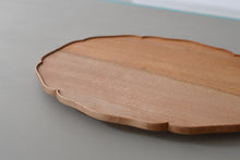 Load image into Gallery viewer, 輪花楕円皿 (8寸 / かば) / 藤崎均