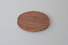 画像をギャラリービューアに読み込む, 輪花楕円皿 (8寸 / ウォールナット) / 藤崎均