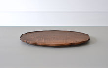 画像をギャラリービューアに読み込む, 輪花楕円皿 (8寸 / ウォールナット) / 藤崎均