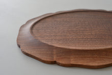 画像をギャラリービューアに読み込む, 輪花楕円皿 (8寸 / ウォールナット) / 藤崎均