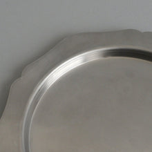 Load image into Gallery viewer, 輪花皿 L / 竹俣勇壱