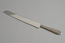 画像をギャラリービューアに読み込む, ブレッドナイフ / 竹俣勇壱