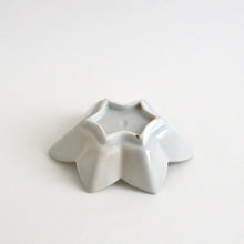 画像をギャラリービューアに読み込む, 白瓷楓小鉢 / 豊増一雄