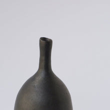 Load image into Gallery viewer, 花器(黒 / 船串篤司