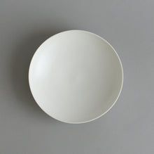 画像をギャラリービューアに読み込む, 浅鉢(白) / 高久敏士