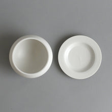 画像をギャラリービューアに読み込む, 蓋物(柞) / 高久敏士