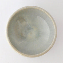 Load image into Gallery viewer, 灰釉玉緑六寸鉢 / 佐藤大寿