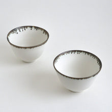 Load image into Gallery viewer, 飯碗(白雲ブロンズ縁); 千田稚子