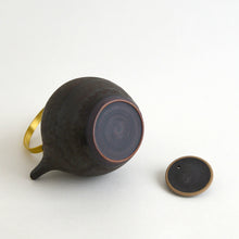 Load image into Gallery viewer, 土瓶(L,黒) / 西村峰子