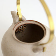 Load image into Gallery viewer, 土瓶(S;白) / 西村峰子