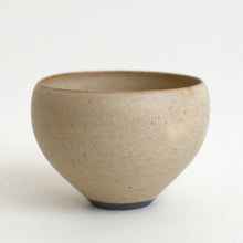 画像をギャラリービューアに読み込む, 汲出(白)/ 西村峰子