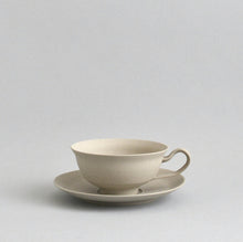 画像をギャラリービューアに読み込む, 白花カップ&ソーサー / 森本仁