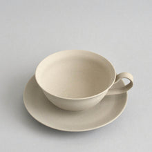 画像をギャラリービューアに読み込む, 白花カップ&ソーサー / 森本仁