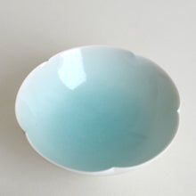 画像をギャラリービューアに読み込む, 青白磁輪花杯 / 村田匠也