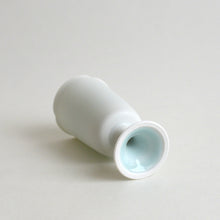 画像をギャラリービューアに読み込む, 青白磁髙杯 / 村田匠也