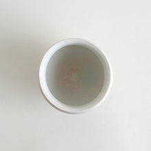 画像をギャラリービューアに読み込む, 桃白磁花器 / 村田匠也