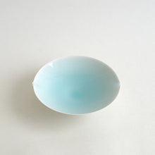 画像をギャラリービューアに読み込む, 青白磁小向付 / 村田匠也