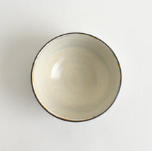 画像をギャラリービューアに読み込む, 櫛目粉引茶碗(大) / 三宅史家