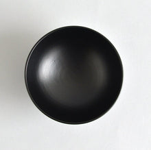 画像をギャラリービューアに読み込む, 高台椀 黒 ; ふじい製作所