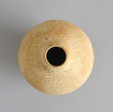 画像をギャラリービューアに読み込む, 泥彩花器02b / 十河隆史