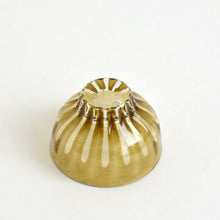 画像をギャラリービューアに読み込む, renぐい呑みφ75(オリーブ) / Hiroy Glass Studio