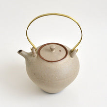 Load image into Gallery viewer, 土瓶(L;白) / 西村峰子
