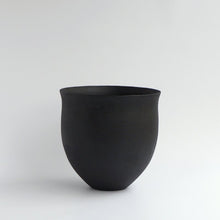 Load image into Gallery viewer, 花器壺 大 / 安西淳