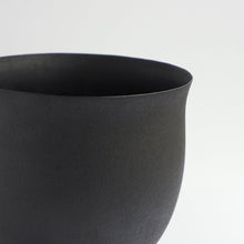 Load image into Gallery viewer, 花器壺 大 / 安西淳
