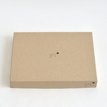 Load image into Gallery viewer, フォトフレーム A5版(メープル) / さしものかぐたかはし