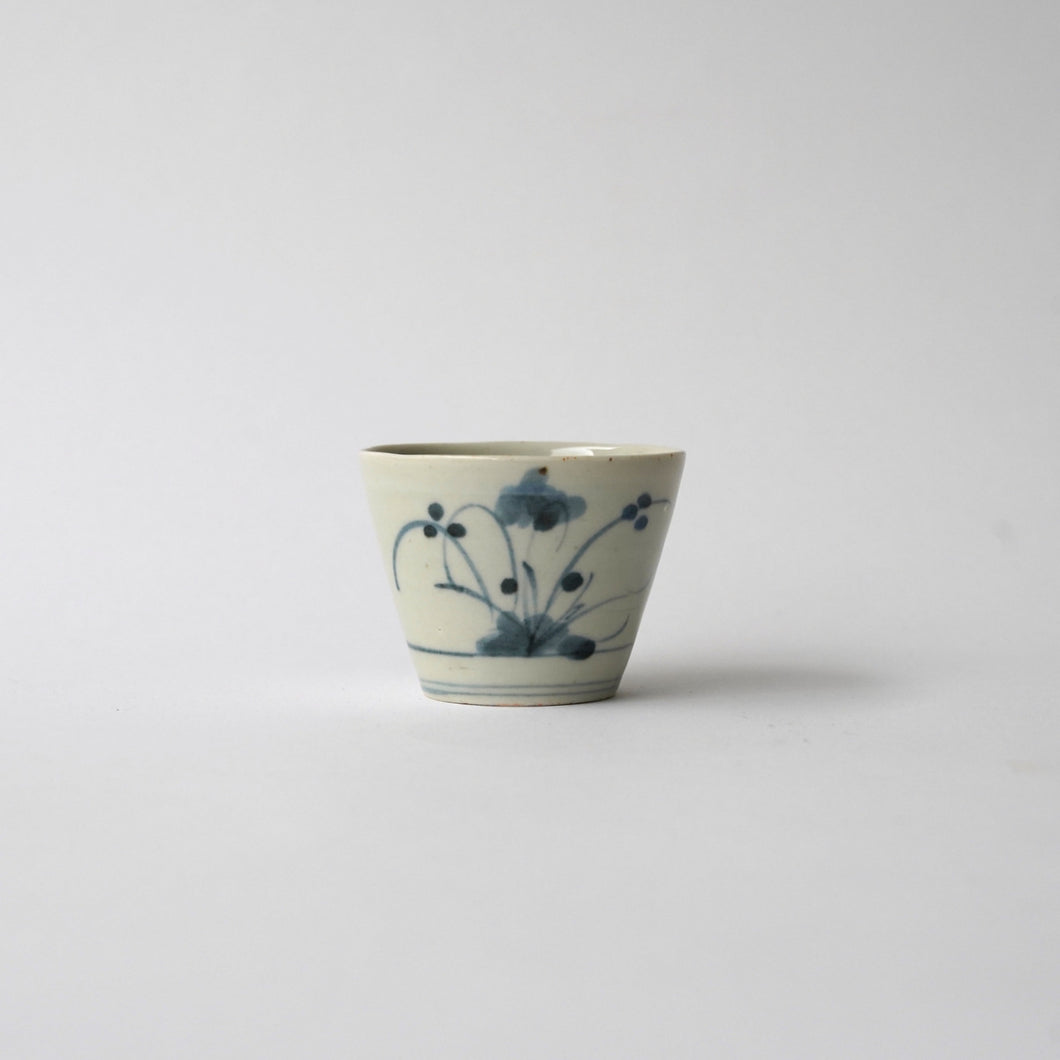 蕎麦猪口 秋草蝶文 / 兵頭侑亀