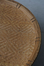 Load image into Gallery viewer, タリアン族 正円卓 淡色 / mrak
