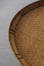 Load image into Gallery viewer, タリアン族 正円卓 淡色 / mrak
