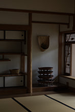 Load image into Gallery viewer, タリアン族 楕円卓 伝統柄 / mrak
