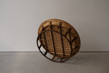 Load image into Gallery viewer, タリアン族 正円卓 淡色 / mrak
