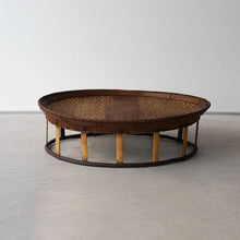 Load image into Gallery viewer, タリアン族 楕円卓 濃色 / mrak
