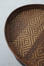 Load image into Gallery viewer, タリアン族 楕円卓 濃色 / mrak
