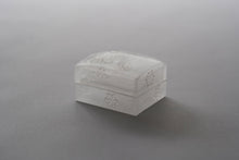 Load image into Gallery viewer, ときの箱 雪花 / 松田苑子
