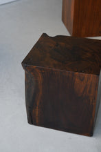 画像をギャラリービューアに読み込む, Solid Wood Cube / 藤崎均
