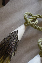 Load image into Gallery viewer, たわわ(赤) / 丙 ひのえ
