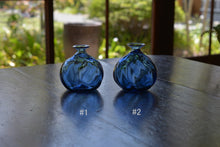 Load image into Gallery viewer, ミニ花瓶(丸) / 長師器

