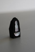 画像をギャラリービューアに読み込む, 観音さま２ / 山口千絵
