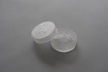 Load image into Gallery viewer, ときの箱 雪花 / 松田苑子
